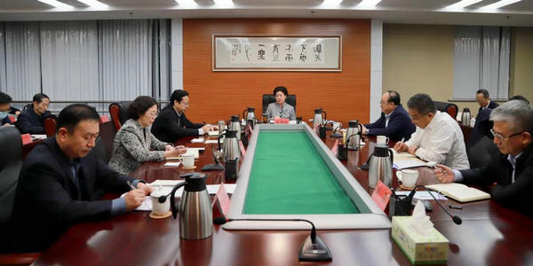 集思广益 蓄势聚力 奋楫笃行｜自治区党委教育工委、教育厅党组召开推进教育高质量发展务虚会