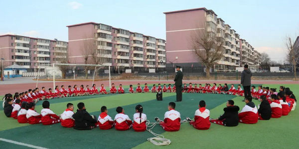 呼和浩特市|回民区教育局积极探索科学育人新路径